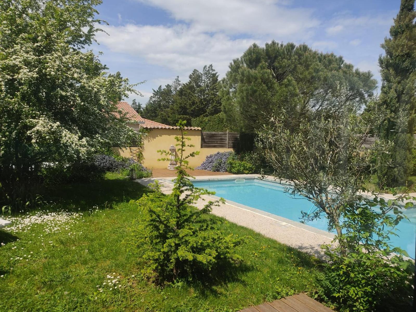 La Frenaie Bed & Breakfast Saint-Cyr-sur-le-Rhone ภายนอก รูปภาพ