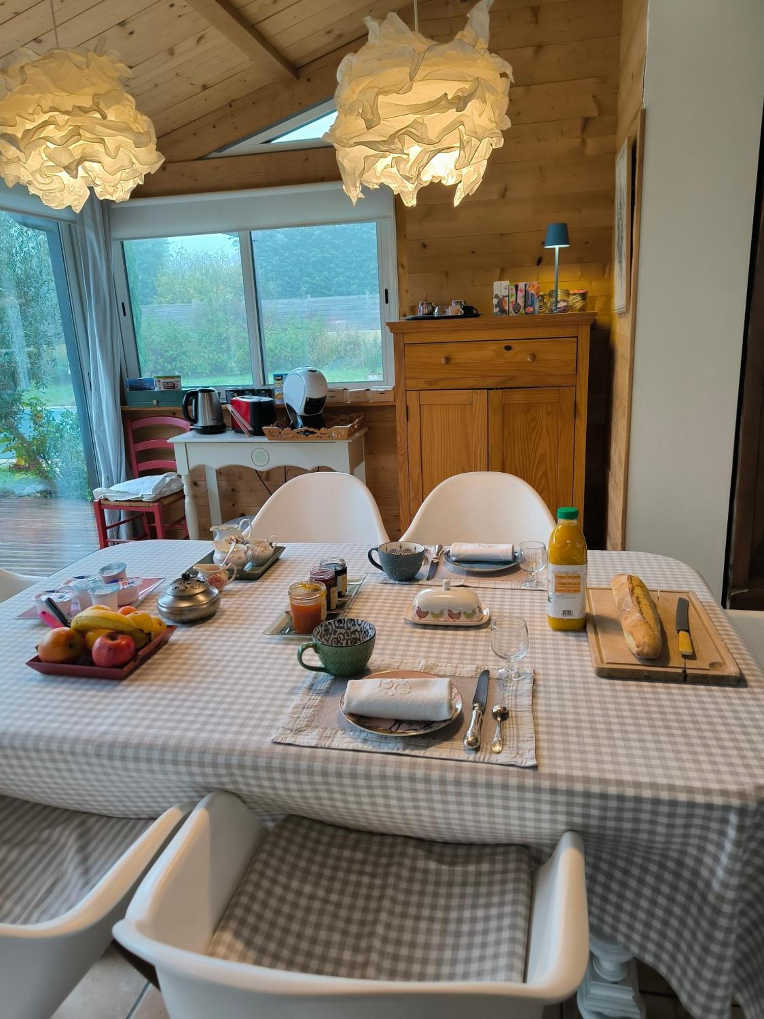 La Frenaie Bed & Breakfast Saint-Cyr-sur-le-Rhone ภายนอก รูปภาพ